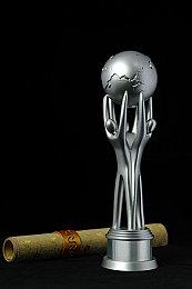 《英雄联盟》斗魂觉醒和臻彩高清原画 俊男靓女吸睛